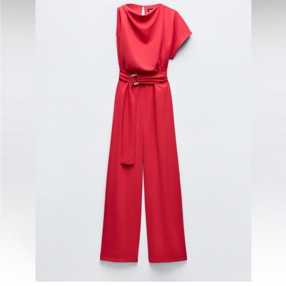 ASYMMETRIC CREPE BUCKLE JUMPSUIT
RED / CORAL . SIZE M, L - Picture 12 of 16